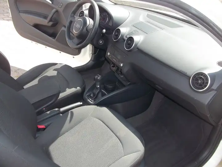 Audi A1 — foto 11