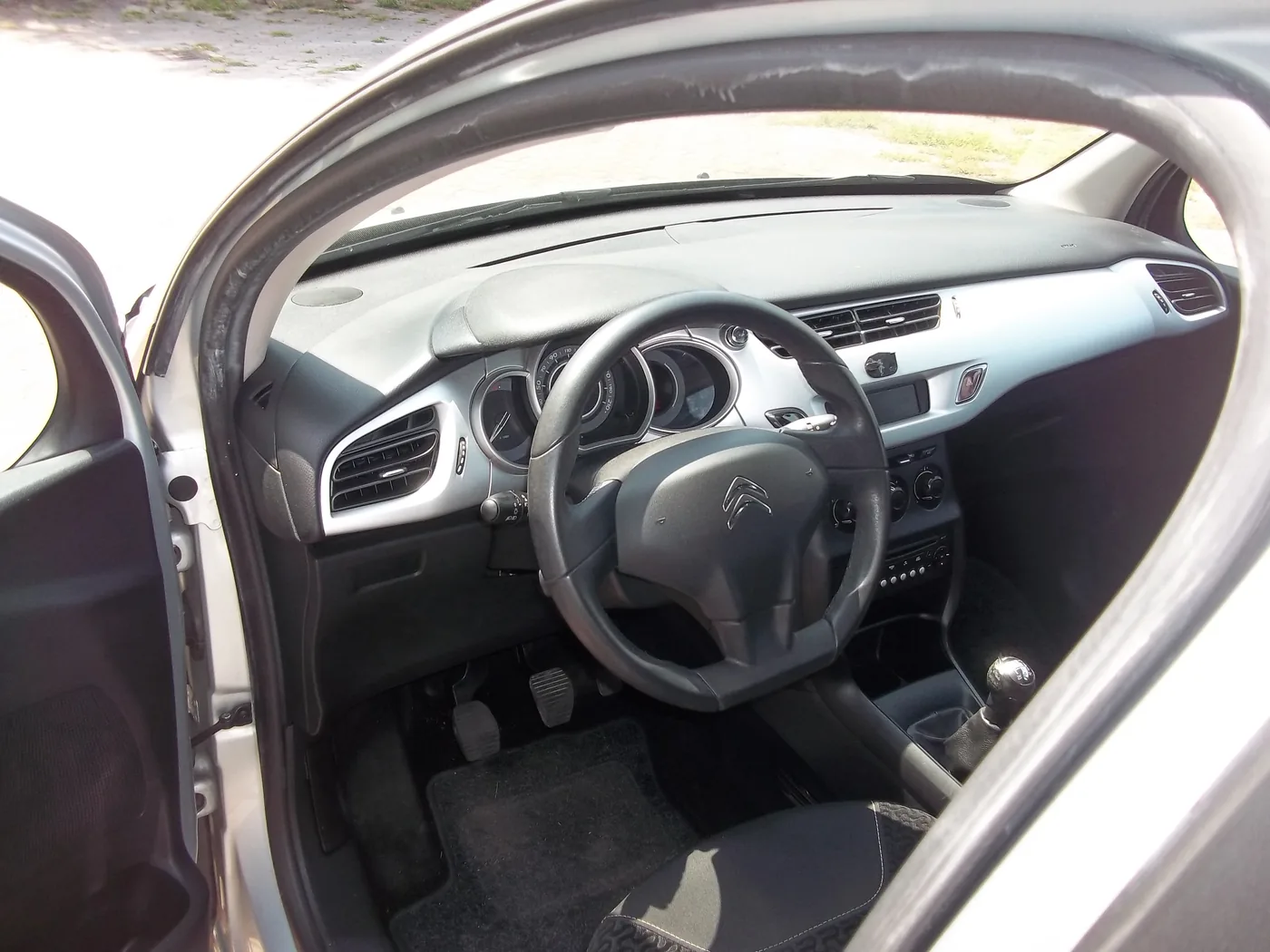 Citroën C3 — foto 16