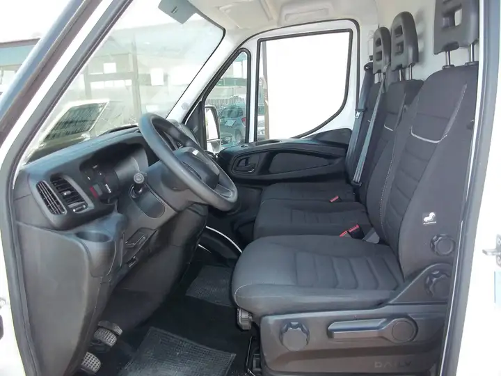 Iveco Daily — foto 10