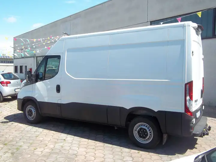 Iveco Daily — foto 11