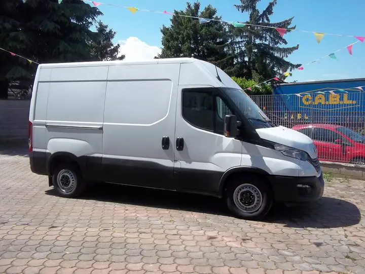 Iveco Daily — foto 13