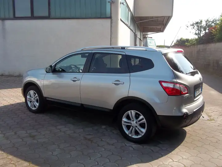 Nissan Qashqai — foto 9