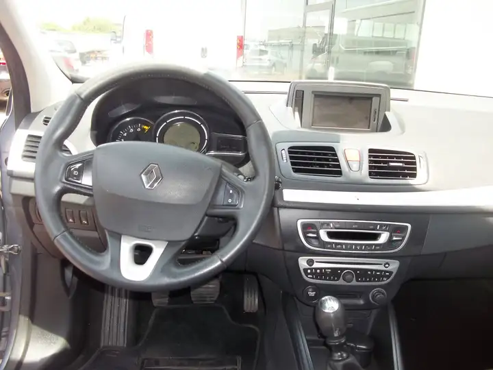 Renault Mégane — foto 12