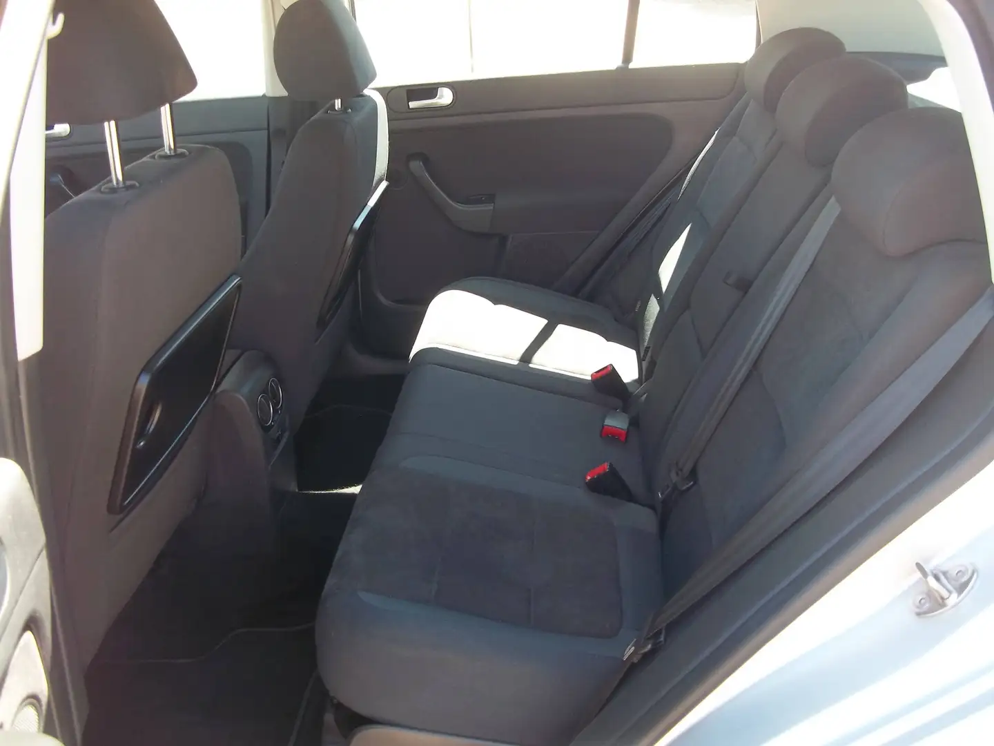Volkswagen Golf Plus — foto 12