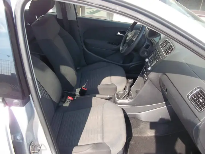 Volkswagen Polo — foto 2